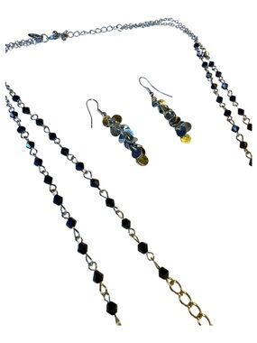 Charming Charlie Silver-tone Necklace & Earrings set EUC